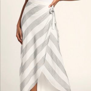 Golden Sunset Grey and White Skirt Lulus New